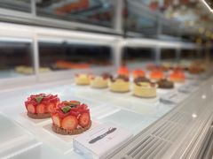 -潮一不贰·法式甜品·生日蛋糕·西式简餐(外滩店)