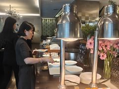 -圣丰索菲特·2 On 988 Café 自助餐厅