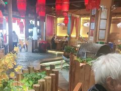 -老滇山寨•云南特色菜•地方菜•民族风情歌舞表演(金碧店)