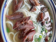 -香辉食馆(新兴路店)