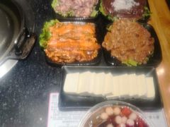 -赞酱川式烤肉(蜀都万达店)