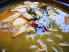 -周鱼小馆石锅酸菜鱼(活力汇店)