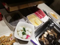 -海底捞火锅鲜切牛肉主题店(长寿路店)