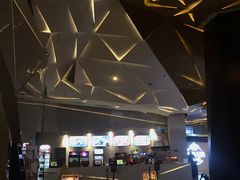 -英皇UA电影城(虹桥天地店)