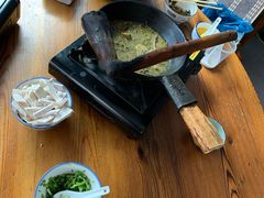 -牛八宝桂林米粉(八里庄店)