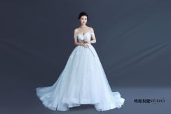 唯美浪漫-巴黎婚纱摄影工作室