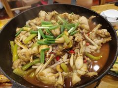 香辣牛蛙锅-四禧精酿烧烤串吧(大明湖店)