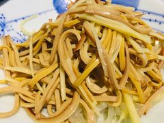 -铜锣湾·有麝自然香(重庆新天地店)