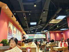 -渝是乎酸菜鱼·川渝小炒(新世界百货望京店)