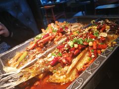 -鸣记脆皮烤鱼·海鲜烤鱼(三八广场店)