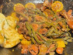 -万里闯关东铁锅炖菜馆(高新旗舰店)