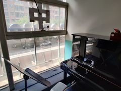 -梅纳·钢琴声乐架子鼓Mena Music(双井店)