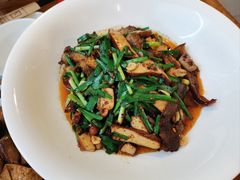 -老鼎万春卤菜(五代传承创始老店)