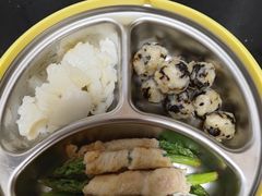 -红樱桃月嫂育婴师(徐汇总店)