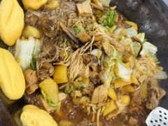 -粘豆包柴火铁锅炖