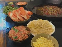 -苟味道老火锅(黄桷坪店)