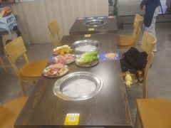 -本苑烤肉自助餐厅