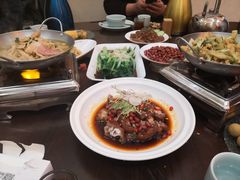 -小菜园新徽菜(宜兴八佰伴店)