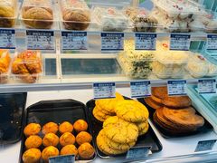 -白玉兰食品(中山公园龙之梦店)