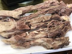 -伊源鼎盛餐饮服务有限公司