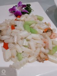 -鑫淼餐饮娱乐中心(江东街店)