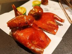 脆皮乳鸽-海派悦庭·海胆烧麦·新融合菜(凯德广场店)
