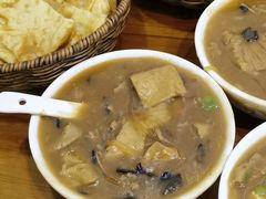 -穆彦华逍遥镇胡辣汤(岗坡路店)