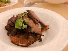 -山明水秀大饭店