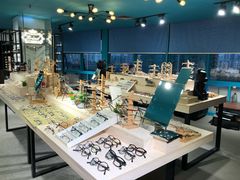-Trend1881视光·蔡司视觉(领展广场店)