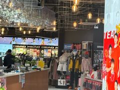 -YONEX苗江运动城(源深店)