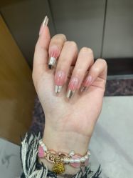 -UGIRL有个美甲