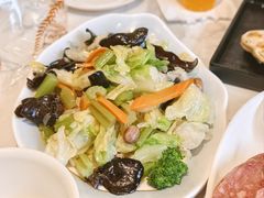 素什锦-高玛纳驴肉火烧(一世界店)