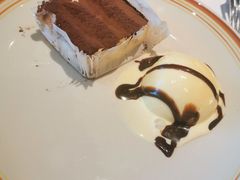 提拉米苏-萨莉亚意式餐厅(南京万达茂店)