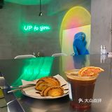宝藏天台咖啡店，在闹市躲懒看天