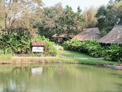 -大象粑粑造纸公园