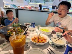 -费大厨辣椒炒肉(高铁吾悦广场店)