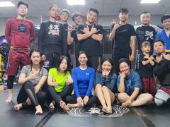 -金翼跆拳道巴西柔术拳击格斗学院