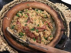 经典腊味煲仔饭-东椰·海南椰子鸡火锅(朝阳门店)