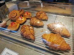 焦糖牛角包-来回·咖啡(钟村咖啡豆店)