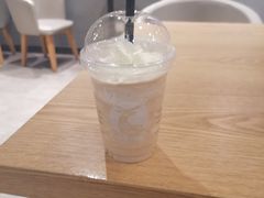 -瑞幸咖啡(新世界中心店)