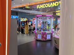 -反斗乐园π(龙华天虹店)