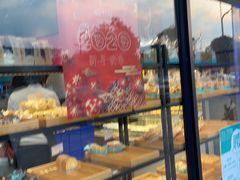 面包甜点陈列柜-罗莎蛋糕(华阳店)
