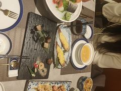 -極上萬膳·日料放题(来福士江景店)