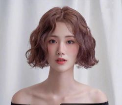 -时尚殿堂明星门店