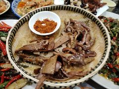 -江湖黑大兔(杨家坪店)