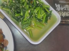 -土砂锅生态山庄·非遗砂锅雅鱼