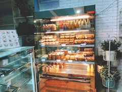 面包甜点陈列柜-佩家私房烘焙(宝龙店)