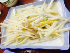 鲜笋炒肉-乐友川味家常菜馆