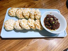 鲅鱼酱配石头饼-聚缘堂·海鲜私房菜(松岭路店)