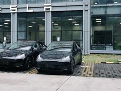 -TESLA 特斯拉(广州天环广场体验店)